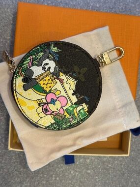 Designer-Inspired Round Key & Card Holder in Black with Multicolor Print